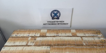 Συνελήφθη 57χρονος στη Μύκονο για εκβίαση – Ζητούσε 50.000 ευρώ για να σταματήσει ψευδείς καταγγελίες