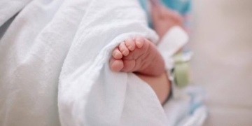 Τοκετός στη Σερβία: «Αφήνεις την αξιοπρέπειά σου στην πόρτα»