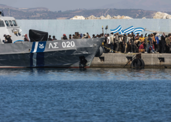 Τουλάχιστον 147 αλλοδαποί εντοπίστηκαν τις τελευταίες ώρες νότια των Καλών Λιμένων