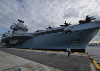 Βρετανία: Το Reform UK θέλει να αναπτύξει το Βασιλικό Πολεμικό Ναυτικό κατά των μεταναστών στη Μάγχη